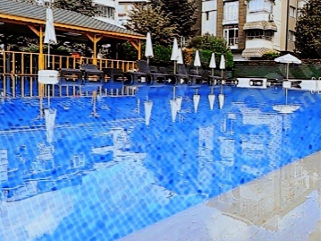 GÖKTÜRKÜN MERKEZİNDEKİ SİTEDE MÜKEMMEL KONUMDAKİ 4+2 DUBLEKS