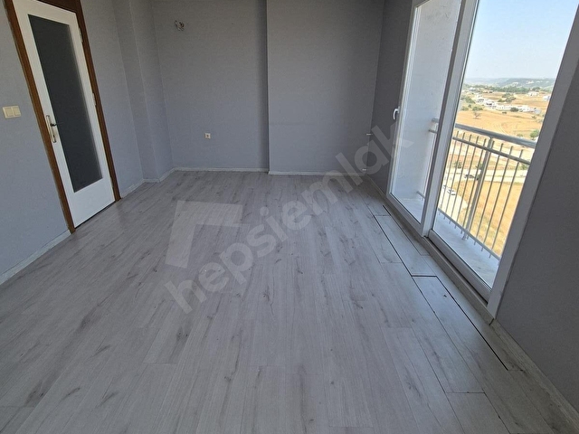BOYNUYOĞUNDA 3+1 KAPALI MUTFAK GENİŞ OTURUMLU KİRALIK DAİRE - Görsel 4