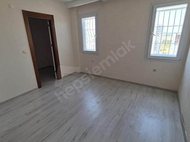 BOYNUYOĞUNDA 3+1 KAPALI MUTFAK GENİŞ OTURUMLU KİRALIK DAİRE - Görsel 14
