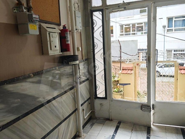 İstinye koyu manzaralı sahile 2 adım aydınlık 1+1 kombili daire - Görsel 22
