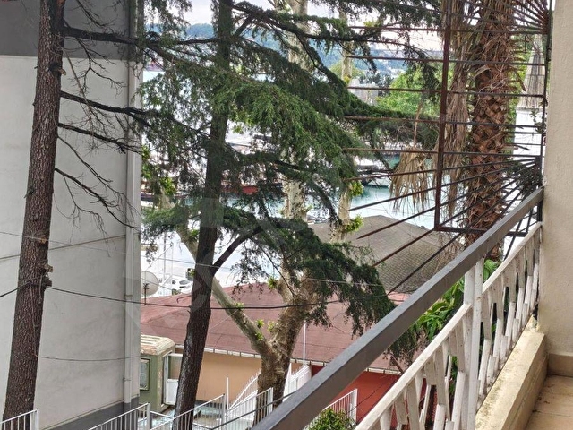 İstinye koyu manzaralı sahile 2 adım aydınlık 1+1 kombili daire - Görsel 6