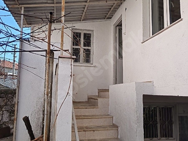Aşağıbey köyü iyi durumda köy evi - Görsel 2