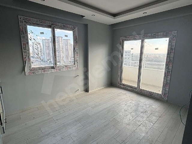 KİRALIK 1+1 DAİRE SIFIR YENİ GÜLTEPE CADDE YAKINI - Görsel 2