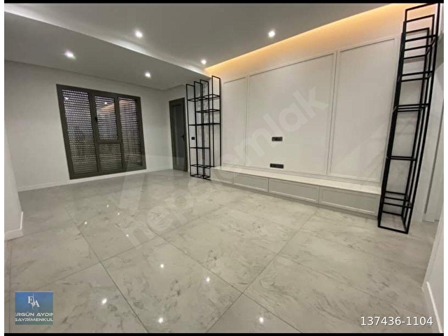 ERGÜN AYDINDAN Yenişafakda 3+1 Arakat Panjurlu E.Banyolu Daire