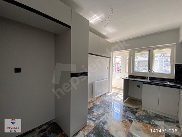 REMAX PİNDEN BULVARDA KİRALIK DAİRE YADA OFİS OLARAK KULLANILABİLECEK 3+1 TERTEMİZ ARAKAT DAİRE - Görsel 15