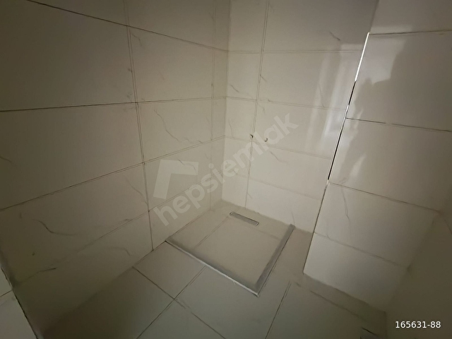 BİZİMYAKADAN EMİN EVİME UYGUN SIFIR KAPALI OTOPARKLI2+1 - Görsel 6