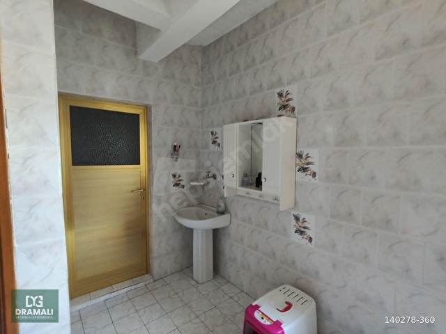 Karacabey Sultaniye Yatırımlık 3 Daire 3 Dükkan Müştemilat 684m2 - Görsel 15