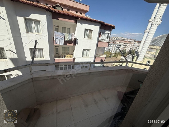 GÜNEYKENT MAHALLESİNDE TRAMWAYA SIFIR 3+1 GENİŞ DAİRE - Görsel 15