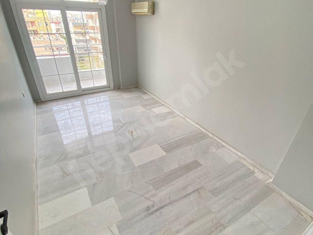 BARAJYOLUNDA BULVAR ÜZERİ TERTEMİZ BAKIMLI 3+1 KİRALIK DAİRE - Görsel 9