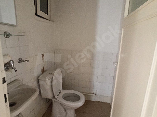 KÜÇÜKESAT BAŞCAVUŞ SOKAKTA 3+1 SATILIK DAİRE - Görsel 27