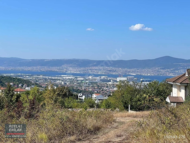 BAHÇECİKTE SATILIK DENİZ MANZARALI 508 M2 VİLLA ARSASI