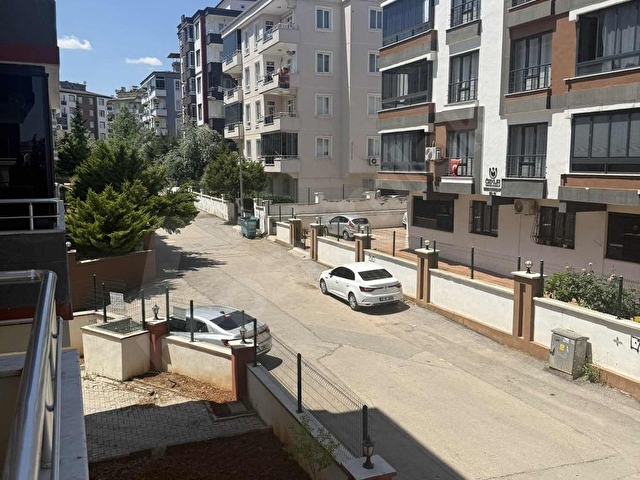 BÜLBÜLZADE DE YERDEN ISITMALI EVEBYN BANYOLU KİRALIK DAİRE - Görsel 26