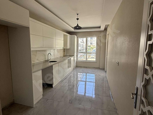 BÜLBÜLZADE DE YERDEN ISITMALI EVEBYN BANYOLU KİRALIK DAİRE - Görsel 21