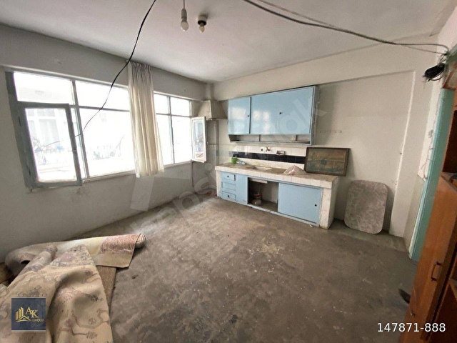 SAMSUN İLKADIM FATİH MAHALLESİNDE ARSA TAPULU 1.KAT 2+1 SATILIK DAİRE