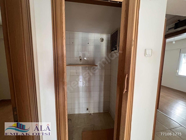 AMERİKAN KOLLEJİ YAKINI 3+1 SATILIK ARA-KAT DAİRE - Görsel 5