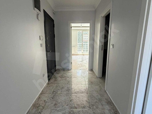IRMAKTAN YAVRUKUŞ SOKAKTA BOŞ HEMEN TESLİM 2+1 KİRALIK DAİRE - Görsel 14