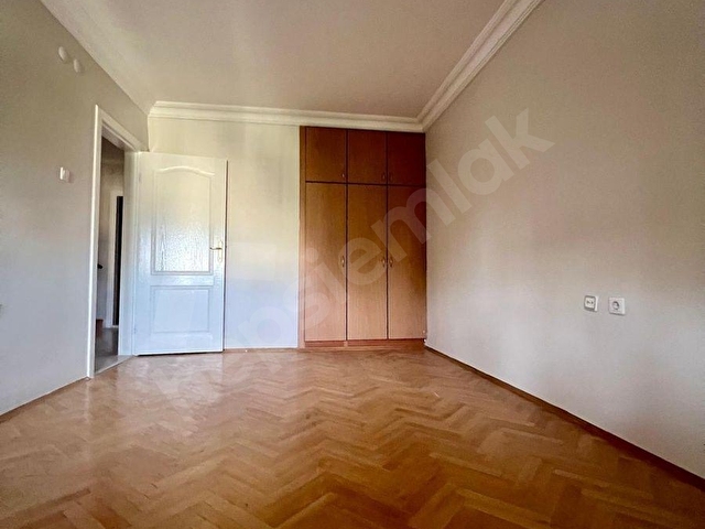 ARCADİUM BULVARI GONCAEVLERDE 4+2,240m2 BAKIMLI,BOŞ VİLLA - Görsel 13