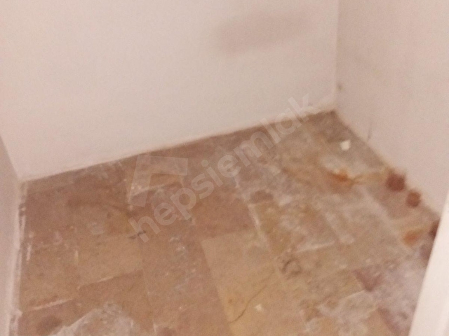 KOÇMER EMLAKTAN MECİDİYEKÖY METROYA 10 DAKİKA YÜRÜME MESAFESİNDE DAİREYE- DEPOYA UYGUN KİRALIK - Görsel 10