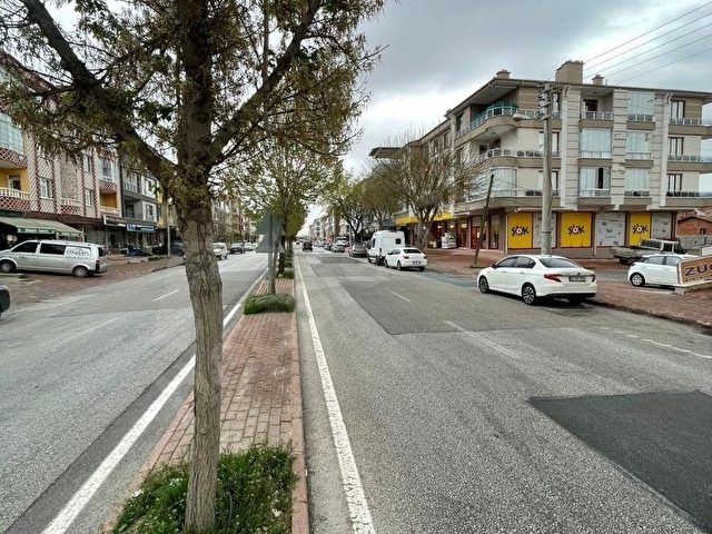 KONYA NIN YENİ GÖZDESİ HOCACİHAN DA GENİŞ BAKIMLI 3+1 DAİRE 170 M2 - Görsel 7