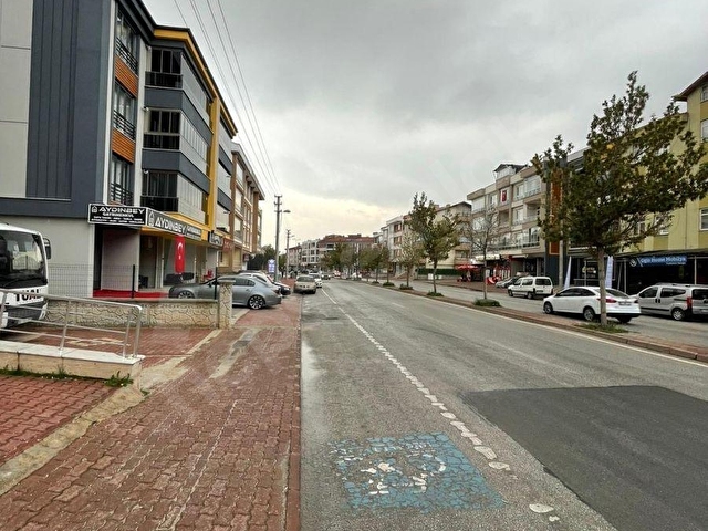 KONYA NIN YENİ GÖZDESİ HOCACİHAN DA GENİŞ BAKIMLI 3+1 DAİRE 170 M2 - Görsel 9