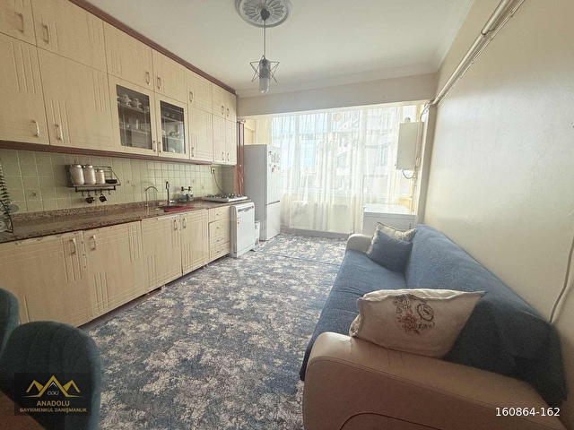 MARMARAYIN DİBİNDE YATIRIMLIK FIRSAT DAİRE - Görsel 22
