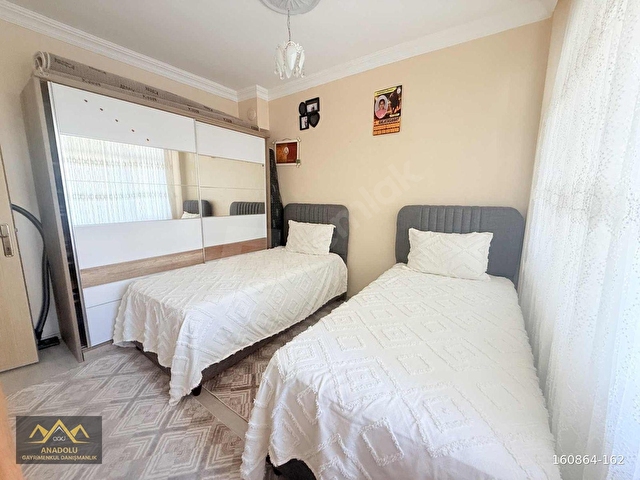 MARMARAYIN DİBİNDE YATIRIMLIK FIRSAT DAİRE - Görsel 14
