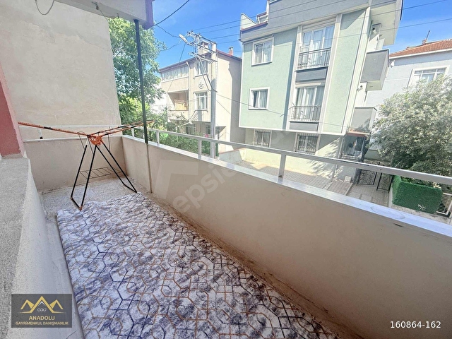 MARMARAYIN DİBİNDE YATIRIMLIK FIRSAT DAİRE - Görsel 12