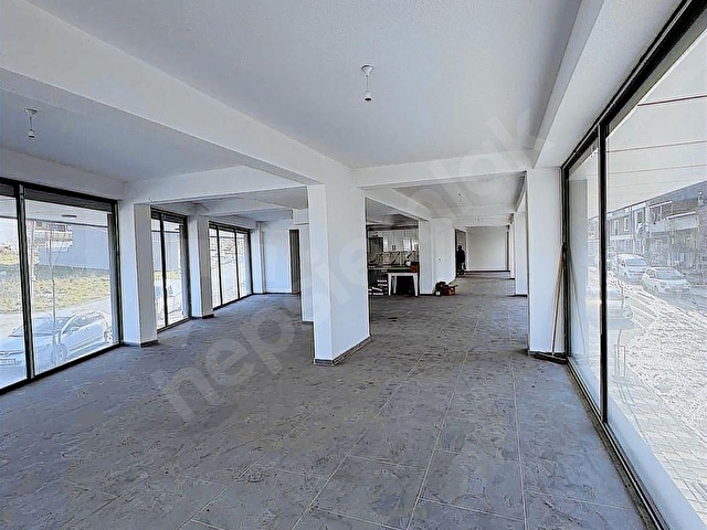 ARNAVUTKÖY NENEHATUN MAH KİRALIK 400M2 2.KATLI DÜKKAN