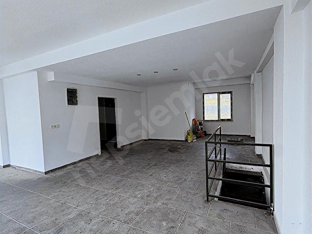ARNAVUTKÖY NENEHATUN MAH KİRALIK 400M2 2.KATLI DÜKKAN - Görsel 3