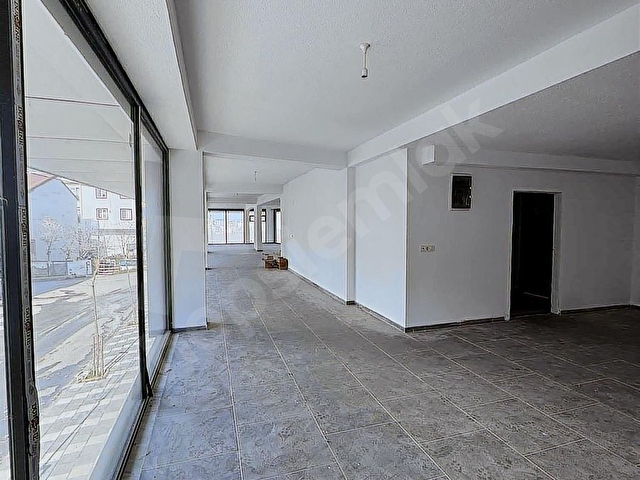 ARNAVUTKÖY NENEHATUN MAH KİRALIK 400M2 2.KATLI DÜKKAN - Görsel 4