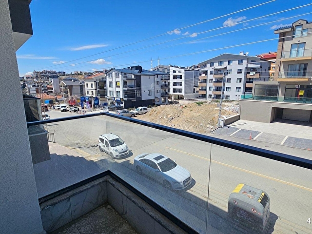 İNCEK TAŞPINAR EMLAKTAN CADDE ÜSTÜ EŞYALI KİRALIK 2+1 DAİRE - Görsel 4