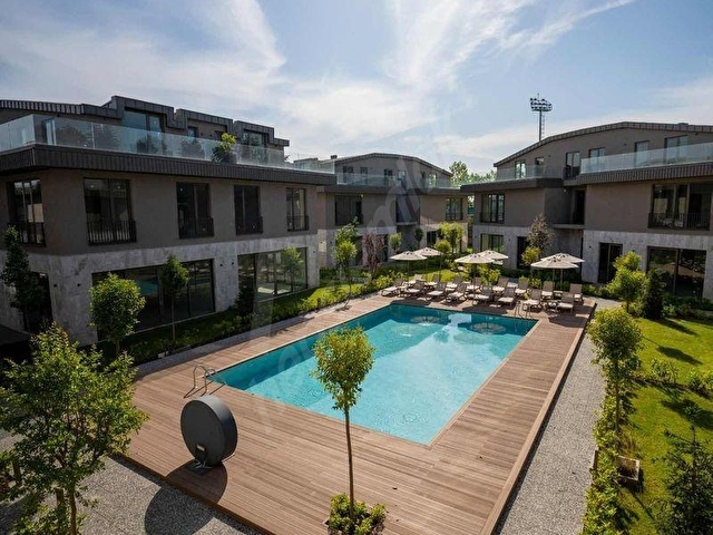 GÖKTÜRK KEMER ORMAN EVLERİNDE 6+1 YENİ VİLLA