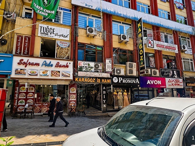 İZMİT FETHİYEDE KARAGÖZ İŞ HANINDA KİRALIK TERASLI 75M² OFİS - Görsel 3