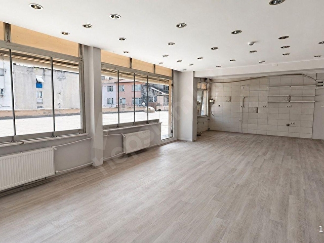 İZMİT FETHİYEDE KARAGÖZ İŞ HANINDA KİRALIK TERASLI 75M² OFİS - Görsel 8