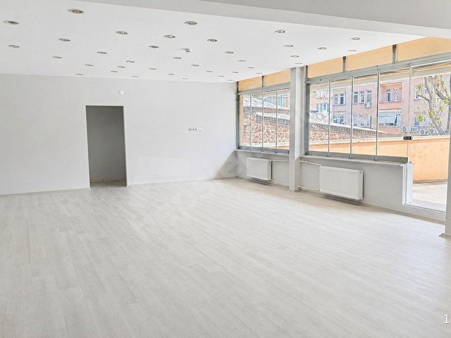 İZMİT FETHİYEDE KARAGÖZ İŞ HANINDA KİRALIK TERASLI 75M² OFİS - Görsel 10