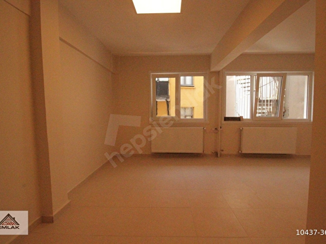 NİŞANTAŞI RUMELİ CADDESİNDE 2 BÖLÜM 50M2 KİRALIK İŞ YERİ. - Görsel 4