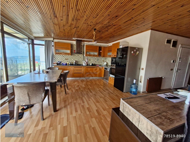 Boğaz Manzara Şömineli Barbekülü Teraslı Eşyalı,Eşyasız  Temiz 3+1 Daire - Görsel 12