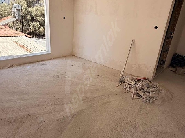 LAW EMLAKTAN 1+1 SATILIK FERAH 3 AYA TESLİM DAİRE 1. KATTA - Görsel 2