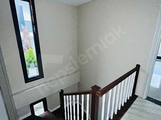 SAFİRDEN DENİZ MANZARALI AKILI EV SİSTEMLİ LÜKS VİLLA - Görsel 21