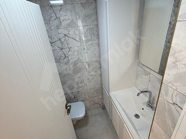 SAĞLIK OCAĞI VE OKULA YAKIN ARA KATTA EMSALSİZ RAKAMA 3+1 DAİRE - Görsel 24