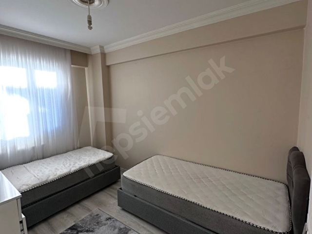 Eşyalı cadde yakını - Görsel 5