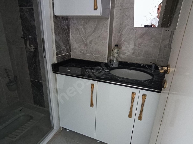 FISTIKLIK MAHALLESİNDE SATILIK 3+1 ARA KAT BAKIMLI DAİRE - Görsel 11
