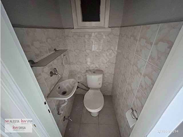 KARŞIYAKA ÇARŞIDA İŞ YERİNE UYGUN ZEMİN ÜSTÜ KİRALIK 2+1 DAİRE - Görsel 19