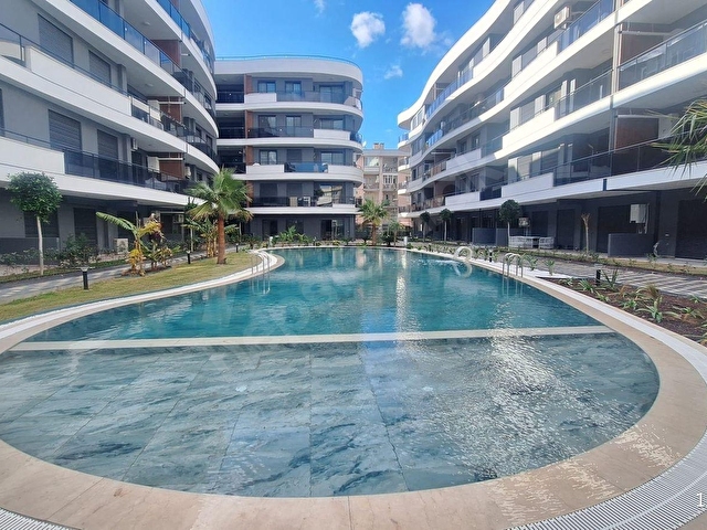 KUŞADASINDA KONFORLU TATİL KEYFİNDE SATILIK 2+1 DAİRE