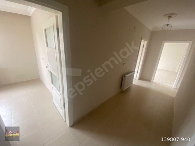 FURKAN EMLAK’TAN İLYASKÖY MAH. 3+1 5.KAT ARAKAT 130M2 ÇİFT BALKONLU ASANSÖRLÜ 12 YILLIK FIRSAT DAİRE - Görsel 9