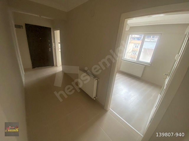 FURKAN EMLAK’TAN İLYASKÖY MAH. 3+1 5.KAT ARAKAT 130M2 ÇİFT BALKONLU ASANSÖRLÜ 12 YILLIK FIRSAT DAİRE - Görsel 10