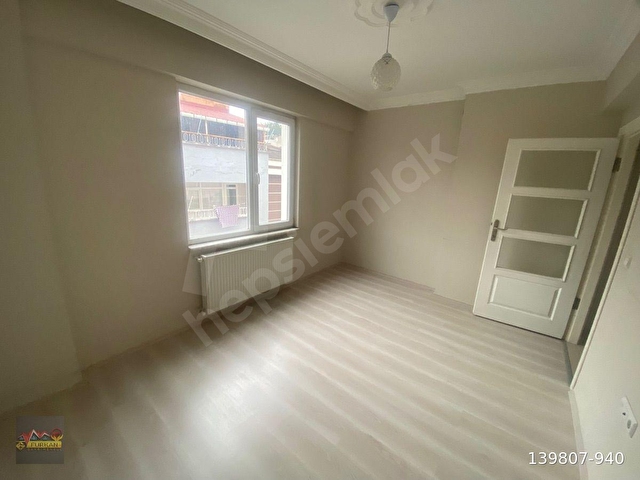 FURKAN EMLAK’TAN İLYASKÖY MAH. 3+1 5.KAT ARAKAT 130M2 ÇİFT BALKONLU ASANSÖRLÜ 12 YILLIK FIRSAT DAİRE - Görsel 12