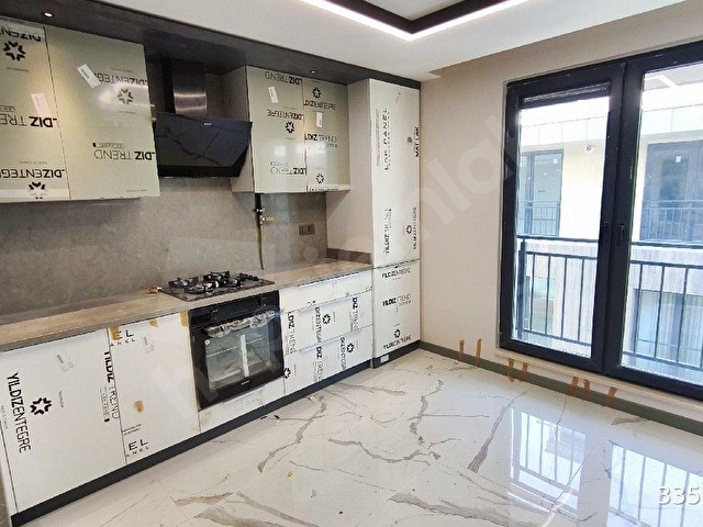 Çengelköyün üst kısmında, 2 bloklu  butik site içinde, 4+1, 180 M2, 2 banyolu, teraslı dublex daire - Görsel 15