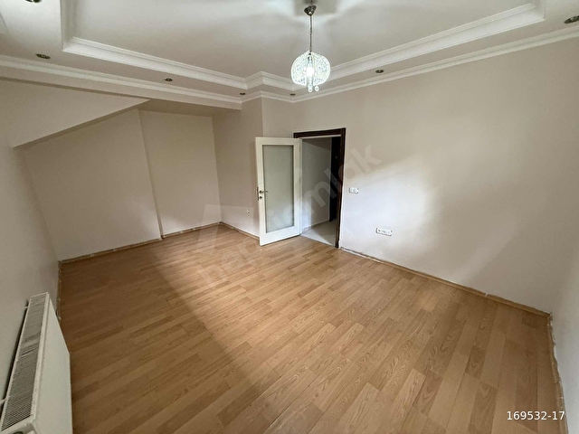 KÜÇÜKÇEKMECE YENİMAHALLEDE SATILIK ASANSÖRLÜ 2+1 DAİRE - Görsel 5