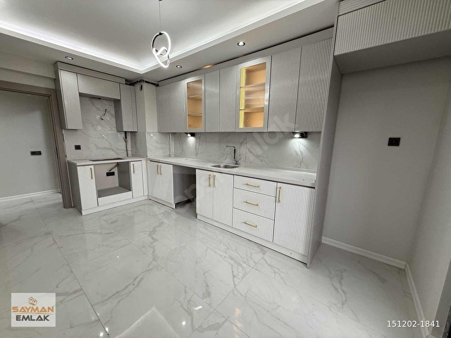 SAYMAN EMLAKTAN ZAFERTEPEDE ULTRA LÜKS FIRSAT 2+1 DAİRE - Görsel 3